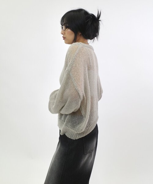 WHO'S WHO gallery（フーズフーギャラリー）の「NEW ROMANTICシアーニットトップス（ニット/セーター・レディース・サックスブルー/オフホワイト/ブラック/グレー・FREE）」の9枚目の写真