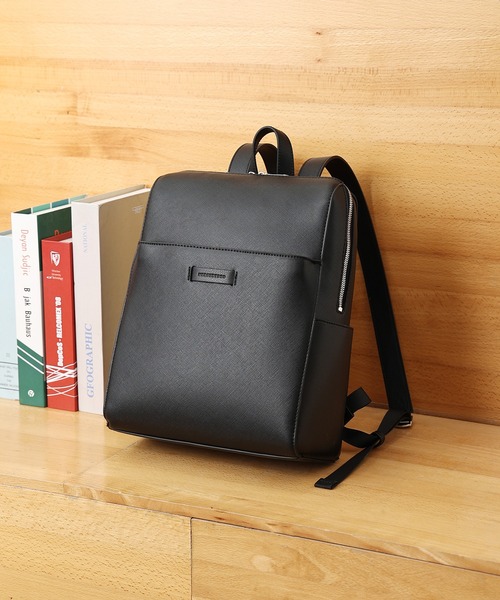 MERCURYDUO（マーキュリーデュオ）の「【MERCURYDUO/マーキュリーデュオ】超軽量　リュックサック（バックパック/リュック・レディース・グレイッシュベージュ/ブラック/ネイビー・FREE）」の2枚目の写真