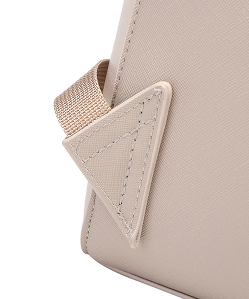 MERCURYDUO（マーキュリーデュオ）の「【MERCURYDUO/マーキュリーデュオ】超軽量　リュックサック（バックパック/リュック・レディース・グレイッシュベージュ/ブラック/ネイビー・FREE）」の5枚目の写真