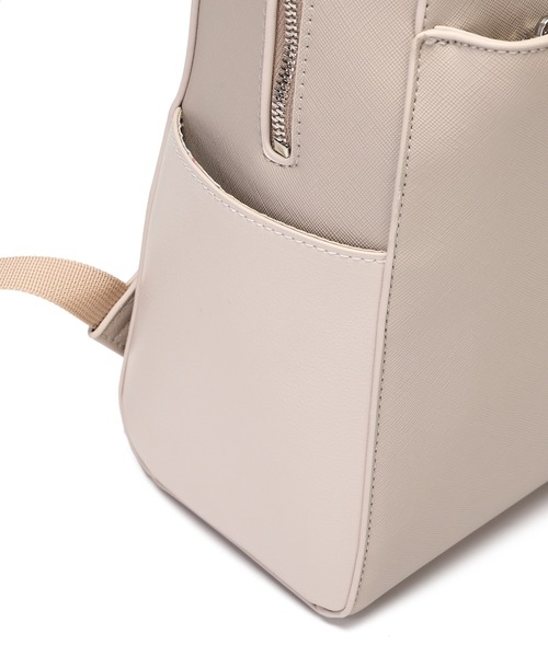 MERCURYDUO（マーキュリーデュオ）の「【MERCURYDUO/マーキュリーデュオ】超軽量　リュックサック（バックパック/リュック・レディース・グレイッシュベージュ/ブラック/ネイビー・FREE）」の11枚目の写真