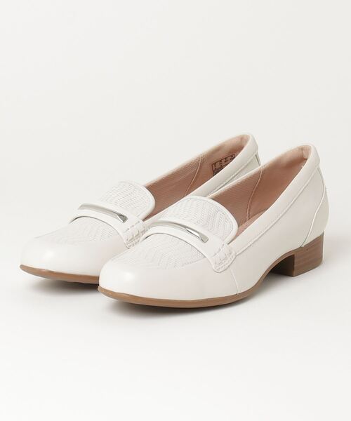 Clarks（クラークス）の「Juliet Aster / ジュリエットアスター（オフホワイトレザー）（パンプス・レディース・オフホワイト・UK3/UK3.5/UK4/UK4.5/UK5/UK5.5/UK6）」の10枚目の写真