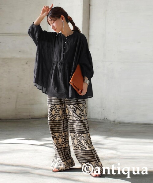antiqua(アンティカ)の「シアーシャツ(シャツ/ブラウス・レディース・ブラック/ブルー/パープル/ライム・ONESIZE)」の5枚目の写真