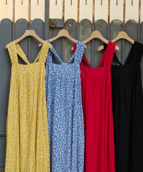 Unitage(ユニテージ)の「backリボンリゾートワンピース(ワンピース・レディース・イエロー/レッド/ブラック/ブルー・FREE)」の17枚目の写真