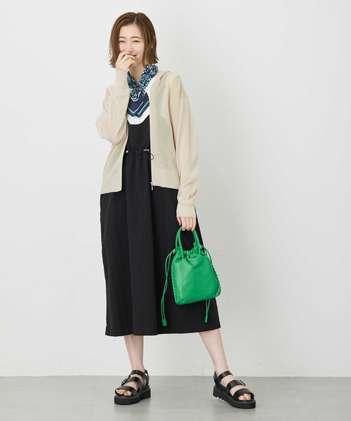 Petit Honfleur(プチオンフルール)の「ニットパーカー(カーディガン/ボレロ・レディース・グリーン/ネイビー/ベージュ・L/M)」の12枚目の写真