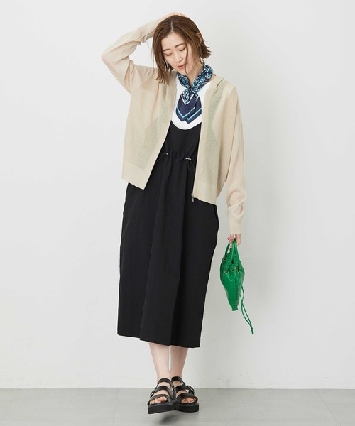 Petit Honfleur(プチオンフルール)の「ニットパーカー(カーディガン/ボレロ・レディース・グリーン/ネイビー/ベージュ・L/M)」の13枚目の写真