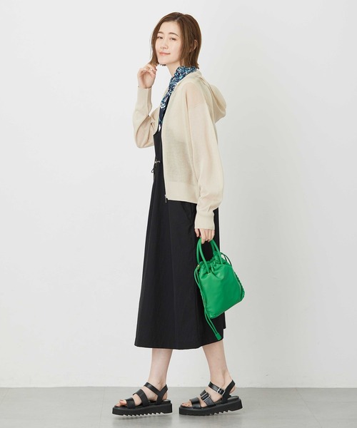 Petit Honfleur(プチオンフルール)の「ニットパーカー(カーディガン/ボレロ・レディース・グリーン/ネイビー/ベージュ・L/M)」の14枚目の写真