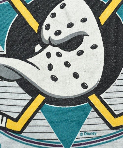 HANES（ヘインズ）の「【ヴィンテージ古着】90’s Disney “ANAHEIM MIGHTY DUCKS “ キャラクター スウェット（スウェット・メンズ・グレー・X-LARGE）」の3枚目の写真