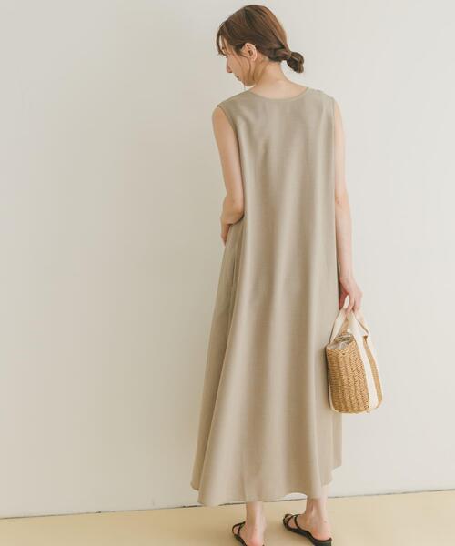 ITEMS URBANRESEARCH(アイテムズ アーバンリサーチ)の「リネンライクテントラインワンピース(ワンピース・レディース・ピンク/チャコールグレー/グレー系その他・FREE)」の15枚目の写真