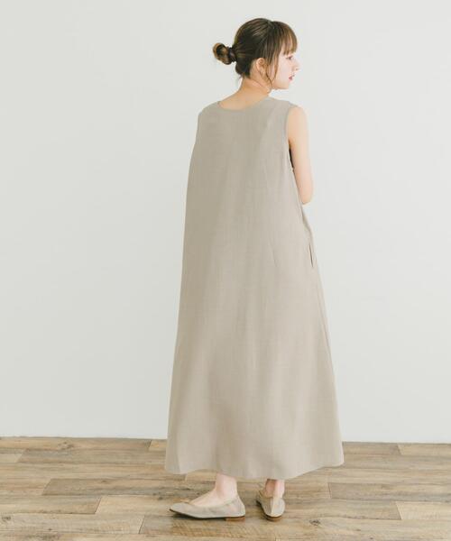 ITEMS URBANRESEARCH(アイテムズ アーバンリサーチ)の「リネンライクテントラインワンピース(ワンピース・レディース・ピンク/チャコールグレー/グレー系その他・FREE)」の18枚目の写真