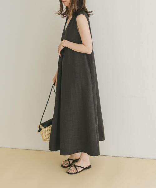 ITEMS URBANRESEARCH(アイテムズ アーバンリサーチ)の「リネンライクテントラインワンピース(ワンピース・レディース・ピンク/チャコールグレー/グレー系その他・FREE)」の8枚目の写真