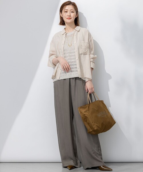 23区 L(ニジュウサンクオオキイサイズ)の「【洗える】LIBECO クロップド シャツ(シャツ/ブラウス・レディース・ダークブラウン系1/ベージュ系/ネイビー系/ふじ色系1/ホワイト系・44/46)」の7枚目の写真