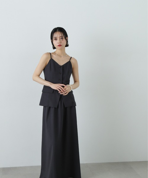 N.（N. Natural Beauty Basic）（エヌエヌナチュラルビューティーベーシック）の「ビスチェトップ＆スカートセット（ワンピース・レディース・ベージュ/チャコールグレー・MEDIUM）」の7枚目の写真