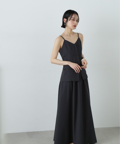 N.（N. Natural Beauty Basic）（エヌエヌナチュラルビューティーベーシック）の「ビスチェトップ＆スカートセット（ワンピース・レディース・ベージュ/チャコールグレー・MEDIUM）」の8枚目の写真