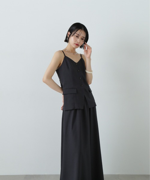 N.（N. Natural Beauty Basic）（エヌエヌナチュラルビューティーベーシック）の「ビスチェトップ＆スカートセット（ワンピース・レディース・ベージュ/チャコールグレー・MEDIUM）」の9枚目の写真