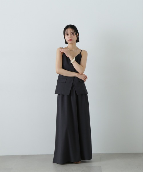 N.（N. Natural Beauty Basic）（エヌエヌナチュラルビューティーベーシック）の「ビスチェトップ＆スカートセット（ワンピース・レディース・ベージュ/チャコールグレー・MEDIUM）」の10枚目の写真