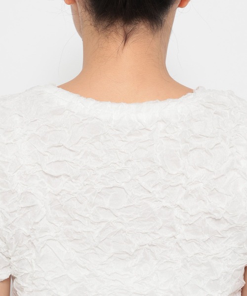 LOWRYS FARM（ローリーズファーム）の「シャーリングSS 　325104（Tシャツ/カットソー・レディース・オフホワイト/ブラック/アイボリー・FREE）」の18枚目の写真