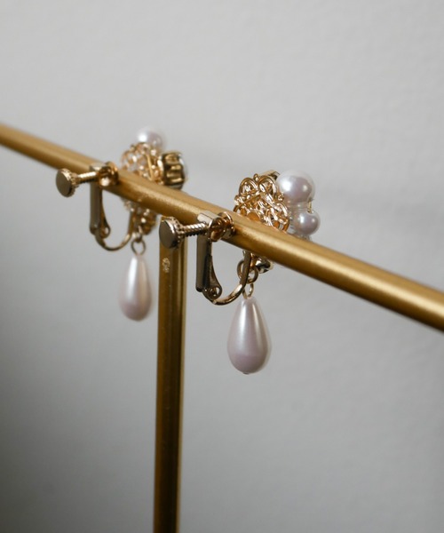 My shawty（ﾏｲｼｬｳﾃｨｰ）の「bijou drop earring（イヤリング・レディース・シルバー/ゴールド・FREE）」の8枚目の写真