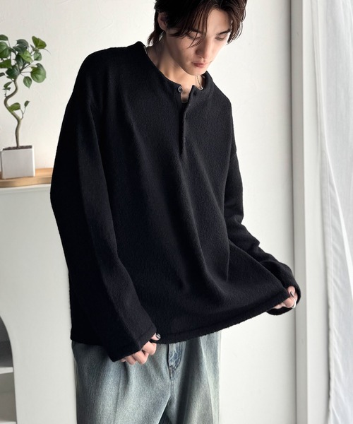Java(ジャバ)の「《JaVaジャバコラボ》クラシカル×モダンな一枚。ラガーデザインリラックスニット(長袖)(ニット/セーター・メンズ・カーキ系/ブラック×グレー/ブラック/ブラック×ホワイト・LARGE/X-LARGE/SMALL/MEDIUM)」の8枚目の写真