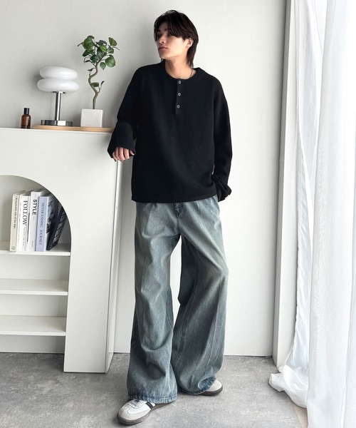 Java(ジャバ)の「《JaVaジャバコラボ》クラシカル×モダンな一枚。ラガーデザインリラックスニット(長袖)(ニット/セーター・メンズ・カーキ系/ブラック×グレー/ブラック/ブラック×ホワイト・LARGE/X-LARGE/SMALL/MEDIUM)」の9枚目の写真