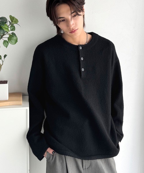 Java(ジャバ)の「《JaVaジャバコラボ》クラシカル×モダンな一枚。ラガーデザインリラックスニット(長袖)(ニット/セーター・メンズ・カーキ系/ブラック×グレー/ブラック/ブラック×ホワイト・LARGE/X-LARGE/SMALL/MEDIUM)」の11枚目の写真