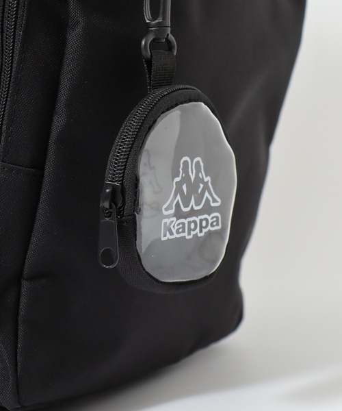Kappa(カッパ)の「kappa シンプルロゴ刺繍デイパック(バックパック/リュック・メンズ・ブラック×ブラック/ブラック×ブルー/ブラック×ホワイト・FREE)」の22枚目の写真