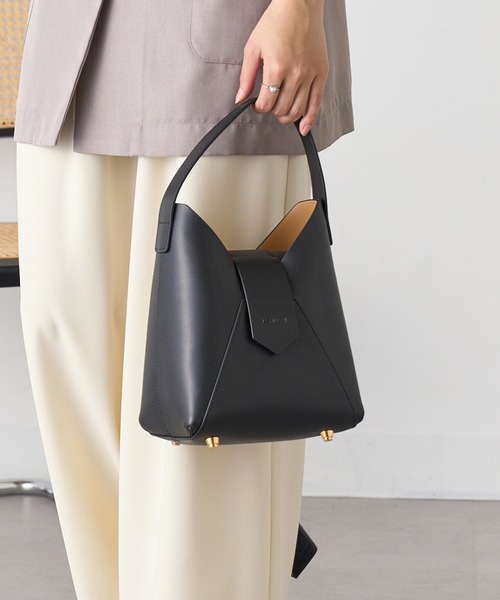 HASHIBAMI(ハシバミ)の「【HASHIBAMI】フェズ ワンハンドルバッグ ギフト(ハンドバッグ・レディース・グレイッシュベージュ/ブラック/ベージュ/ブラウン/レッド/ベージュ系・FREE)」の1枚目の写真