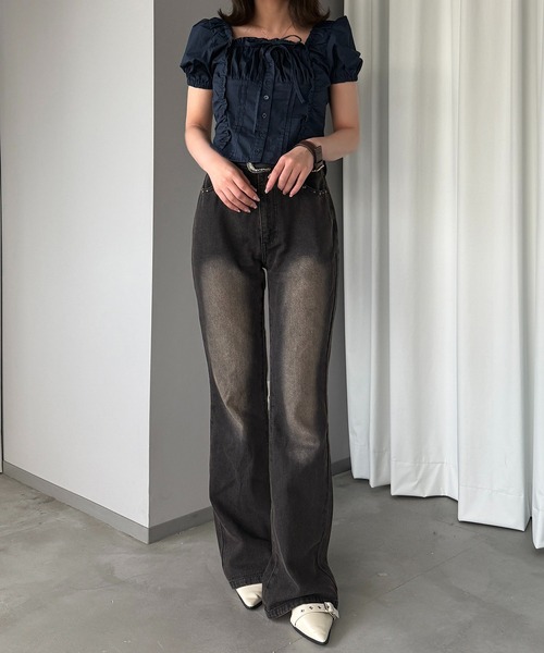 apres jour mignon(アプレジュールミニョン)の「ポケットスタッズフレアデニム(デニムパンツ・レディース・ブルー/ライトブルー/ブラック/グレー/ブラック系その他/ブラック系その他2/杢グレー/ブラウン系その他・SMALL/MEDIUM/LARGE/X-LARGE/X-SMALL)」の19枚目の写真