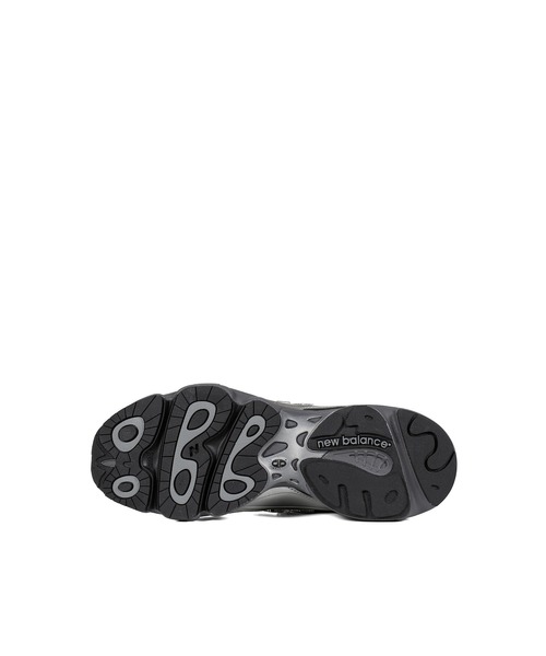 NEW BALANCE(ニューバランス)の「M1000(スニーカー・メンズ・グレー/ホワイト/グレー系その他/ブラック・29cm/28.5cm/28cm/27.5cm/27cm/26.5cm/26cm)」の9枚目の写真