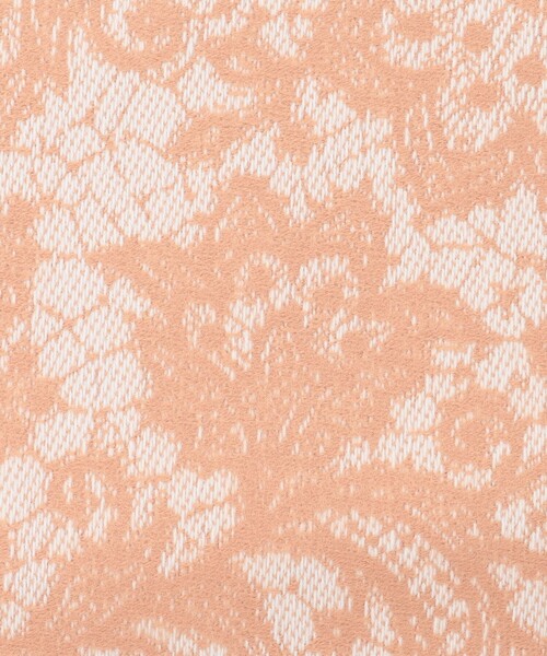TOCCA（トッカ）の「LACE JAQUARD STOLE ストール（マフラー・レディース・レッド系/ブラック系/ピンク系・F）」の16枚目の写真