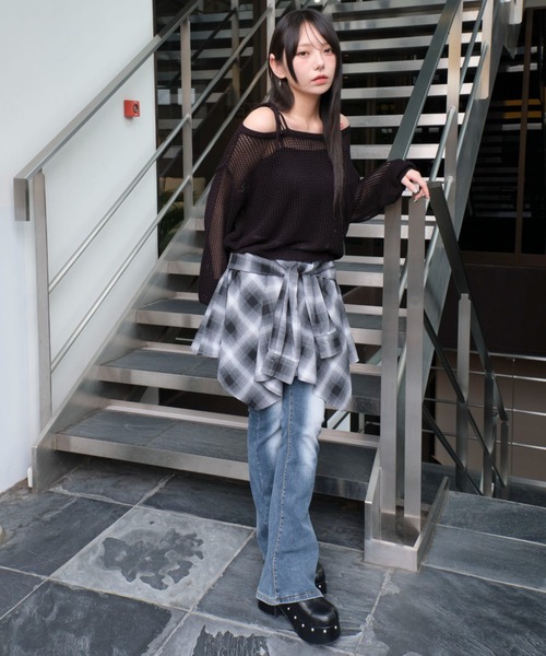 WEGO（ウィゴー）の「WEGO/2WAYオフショルメッシュニット（Tシャツ/カットソー・レディース・ブラック系その他5/ブラック/ホワイト・FREE）」の21枚目の写真