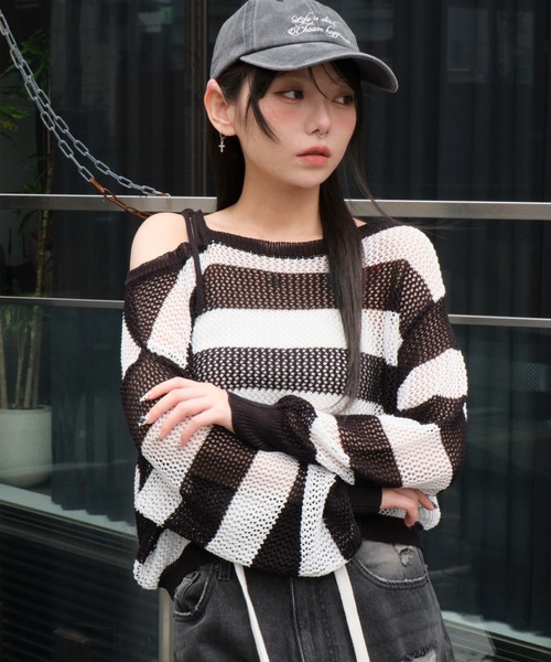 WEGO（ウィゴー）の「WEGO/2WAYオフショルメッシュニット（Tシャツ/カットソー・レディース・ブラック系その他5/ブラック/ホワイト・FREE）」の22枚目の写真