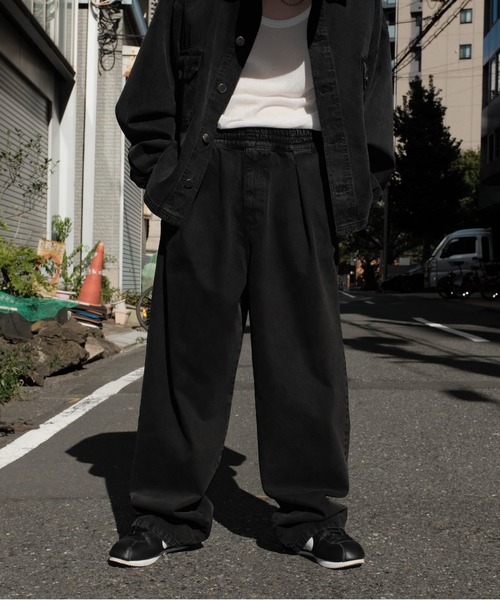 2AM（ツーエイエム）の「INTODUSK / EDGE DRAWSTRING PANT（デニムパンツ・メンズ・ブラック/ライトブルー・LARGE/MEDIUM/SMALL）」の4枚目の写真