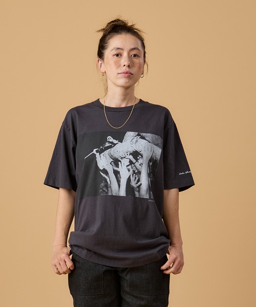 PRINTABLE TUBE TEE / CHARLES PETERSON - “CROWD SURF” /プリンタブル
