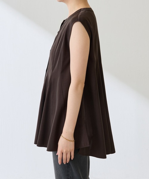 COLLAGE GALLARDAGALANTE（コラージュガリャルダガランテ）の「フィブリルフレアーブラウス（シャツ/ブラウス・レディース・ダークブラウン/パープル・FREE）」の13枚目の写真