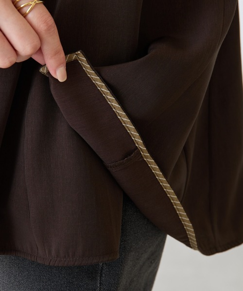 COLLAGE GALLARDAGALANTE（コラージュガリャルダガランテ）の「フィブリルフレアーブラウス（シャツ/ブラウス・レディース・ダークブラウン/パープル・FREE）」の7枚目の写真