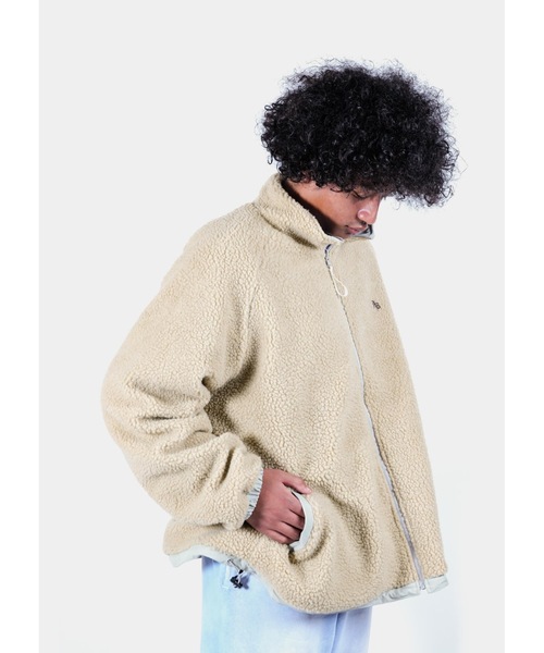 APPLEBUM(アップルバム)の「Reversible Boa Jacket(ブルゾン・メンズ・ベージュ系その他/ブラック・X-LARGE/LARGE/MEDIUM)」の5枚目の写真