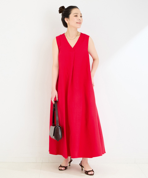 B.C STOCK（ベーセーストック）の「《追加6》手洗い可 / リネンレーヨンスリーブレスワンピース（ワンピース・レディース・ブラウン/レッド/ブラック/サックスブルー/コバルトブルー・SMALL/MEDIUM）」の6枚目の写真