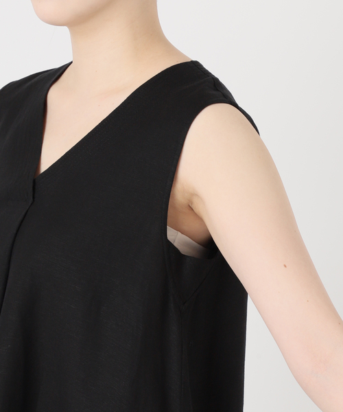 B.C STOCK（ベーセーストック）の「《追加6》手洗い可 / リネンレーヨンスリーブレスワンピース（ワンピース・レディース・ブラウン/レッド/ブラック/サックスブルー/コバルトブルー・SMALL/MEDIUM）」の16枚目の写真