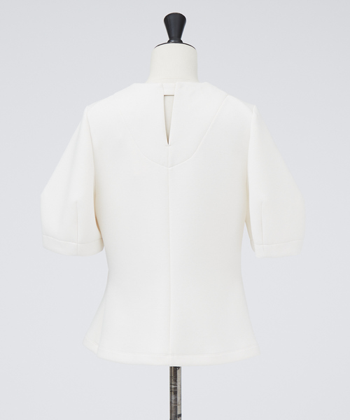 DESIGNWORKS（デザインワークス）の「フォルムプルオーバー（Tシャツ/カットソー・レディース・ブラック/アイボリー・38）」の19枚目の写真