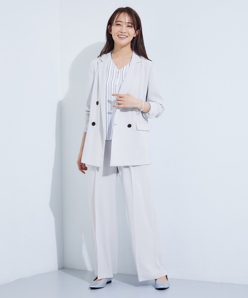 INDIVI（インディヴィ）の「【着る日傘／遮熱／UVケア】ダブルジャケット（テーラードジャケット・レディース・ライトグレー/ネイビー・05/13/15 /19/36/38/40）」の6枚目の写真