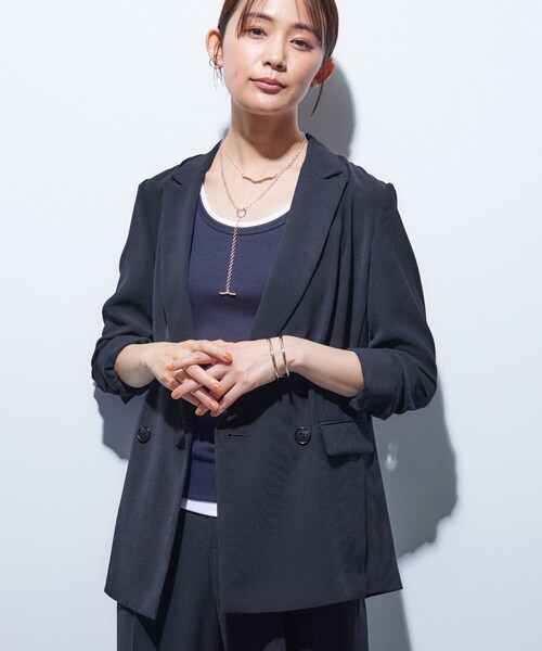 INDIVI（インディヴィ）の「【着る日傘／遮熱／UVケア】ダブルジャケット（テーラードジャケット・レディース・ライトグレー/ネイビー・05/13/15 /19/36/38/40）」の8枚目の写真