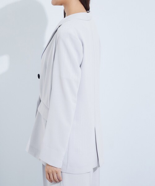 INDIVI（インディヴィ）の「【着る日傘／遮熱／UVケア】ダブルジャケット（テーラードジャケット・レディース・ライトグレー/ネイビー・05/13/15 /19/36/38/40）」の13枚目の写真