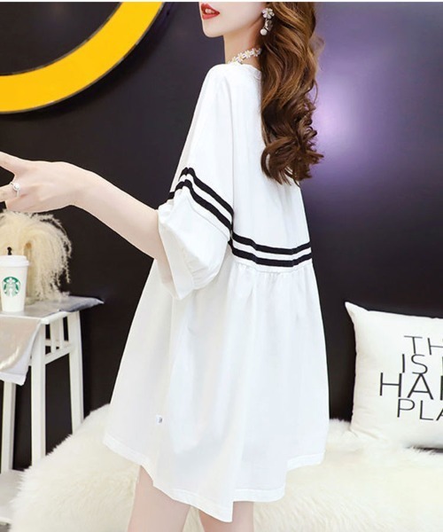 SallyLunn(サリーラン)の「【ラフに着られる旬シルエット】切り替えライントップス(Tシャツ/カットソー・レディース・ホワイト/ブラック・MEDIUM/LARGE)」の10枚目の写真