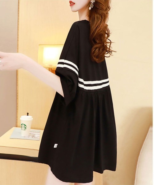 SallyLunn(サリーラン)の「【ラフに着られる旬シルエット】切り替えライントップス(Tシャツ/カットソー・レディース・ホワイト/ブラック・MEDIUM/LARGE)」の9枚目の写真