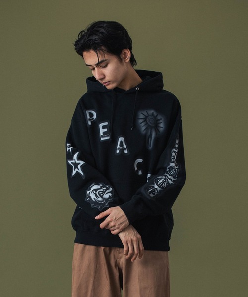 XLARGE（エクストララージ）の「AIRBRUSH PULLOVER HOODED SWEATSHIRT