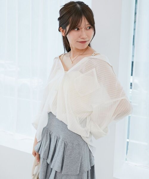 MAJESTIC LEGON(マジェスティックレゴン)の「2wayミディシャツ(シャツ/ブラウス・レディース・アイボリー/ブルー/ピンク・MEDIUM)」の16枚目の写真