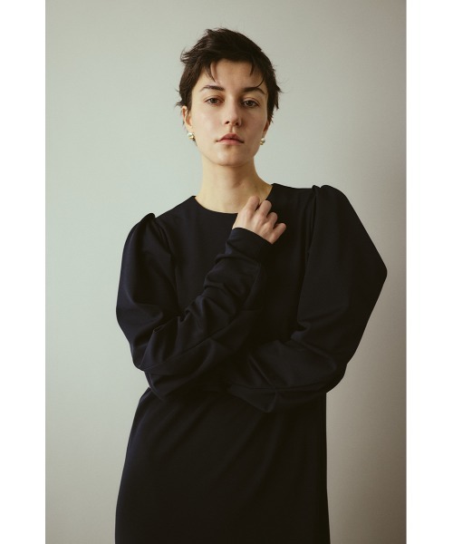 Drape sleeve cut dress ドレープスリーブカットドレス