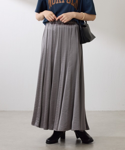 COLLAGE GALLARDAGALANTE（コラージュガリャルダガランテ）の「シルキーサテンフレアスカート（スカート・レディース・グレー/パープル・FREE）」の22枚目の写真
