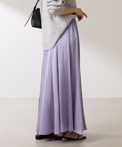 COLLAGE GALLARDAGALANTE（コラージュガリャルダガランテ）の「シルキーサテンフレアスカート（スカート・レディース・グレー/パープル・FREE）」の10枚目の写真