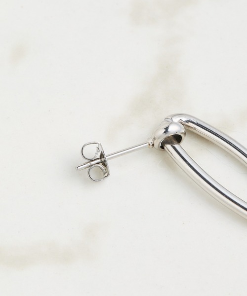 PAPILLONNER（パピヨネ）の「ステンレスラウンドピアス（ピアス（両耳用）・レディース・シルバー/ゴールド・FREE）」の4枚目の写真